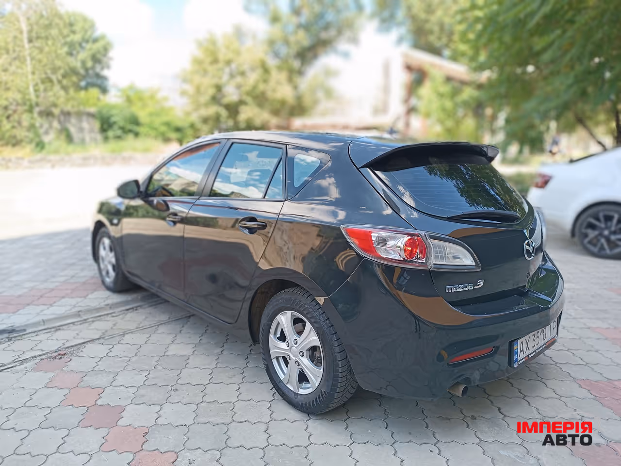 Mazda 3 - фото 6