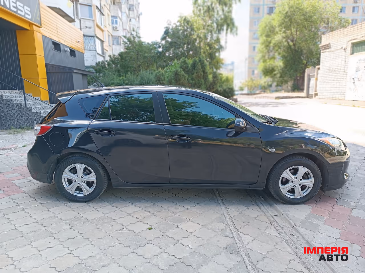 Mazda 3 - фото 3