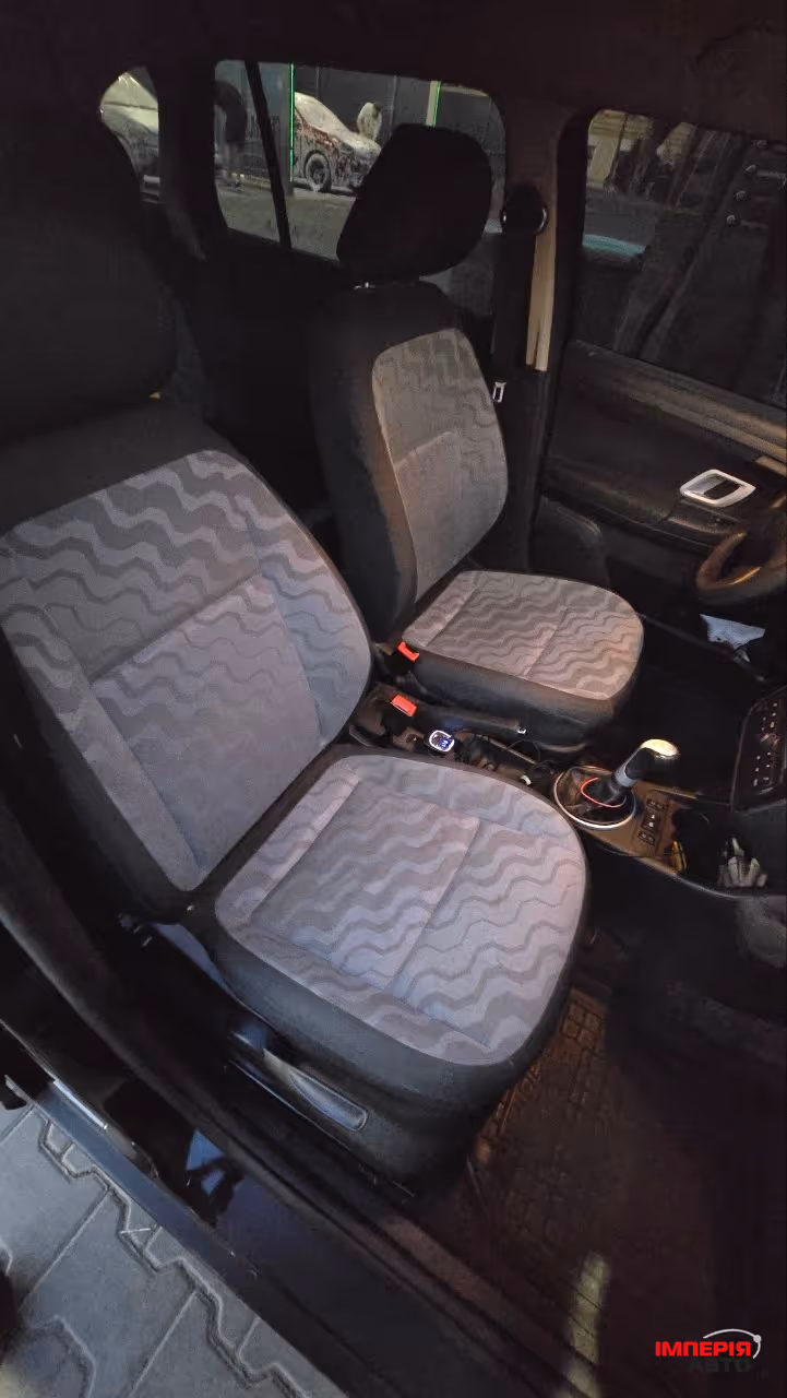 Skoda Fabia - фото 32