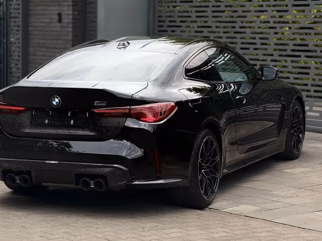 BMW M4 - фото 5