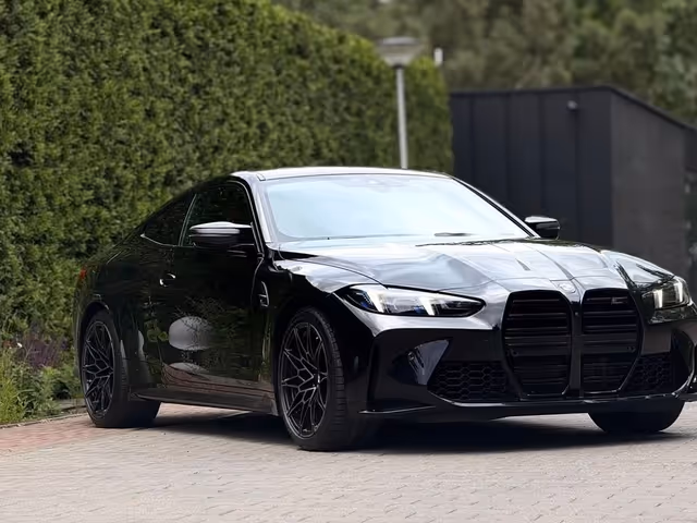 BMW M4 - фото 3