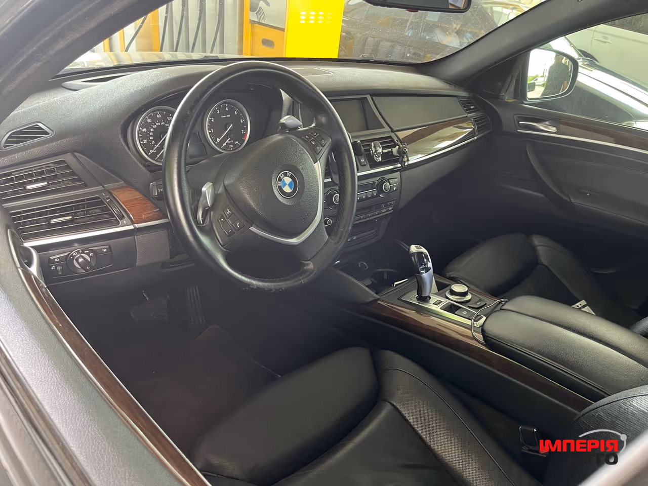 BMW X6 - фото 2