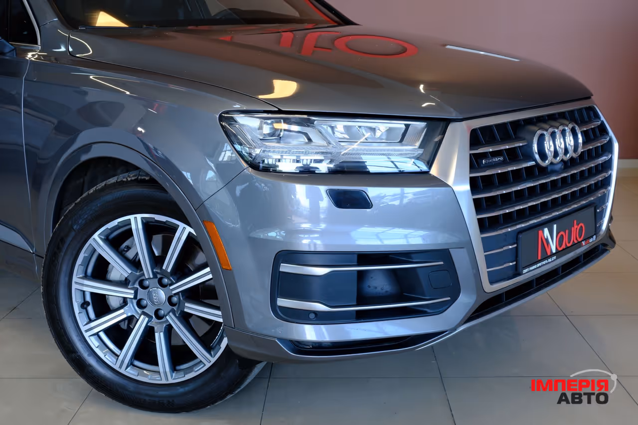 Audi Q7 - фото 3