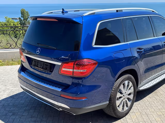 Mercedes-Benz GLS - фото 5