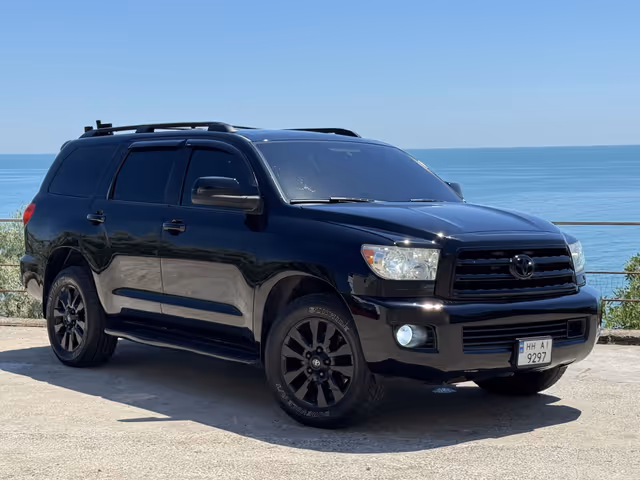 Toyota Sequoia - фото 3