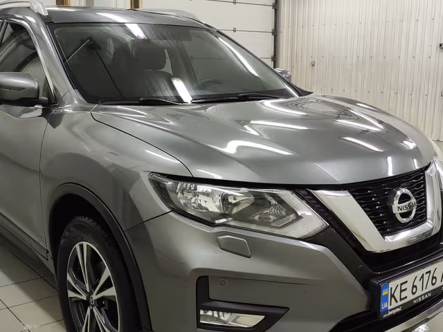 Nissan X-Trail - фото 1
