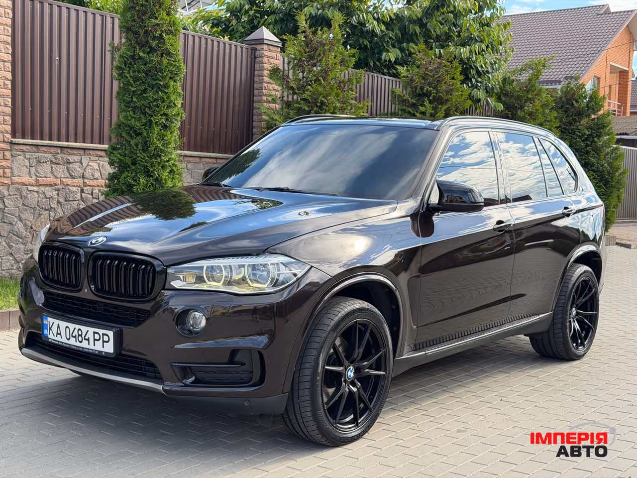 BMW X5 - фото 1