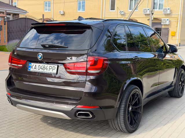 BMW X5 - фото 3