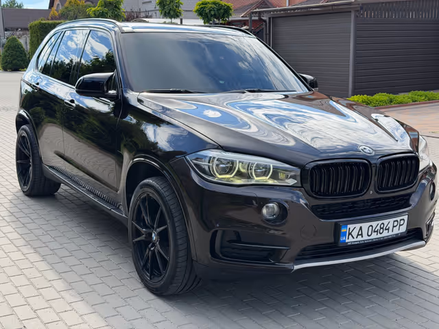 BMW X5 - фото 2