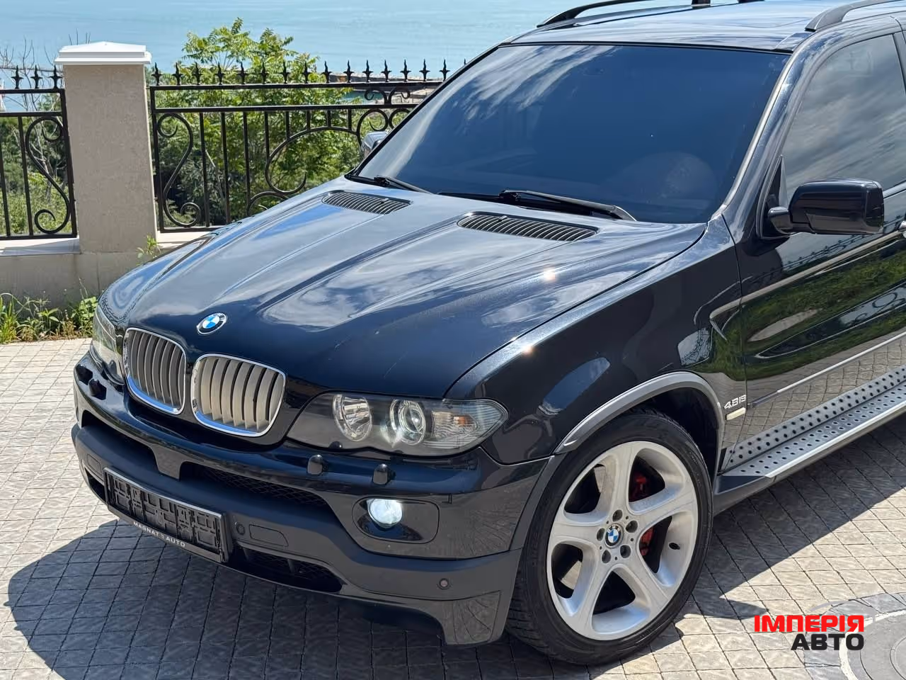 BMW X5 - фото 2