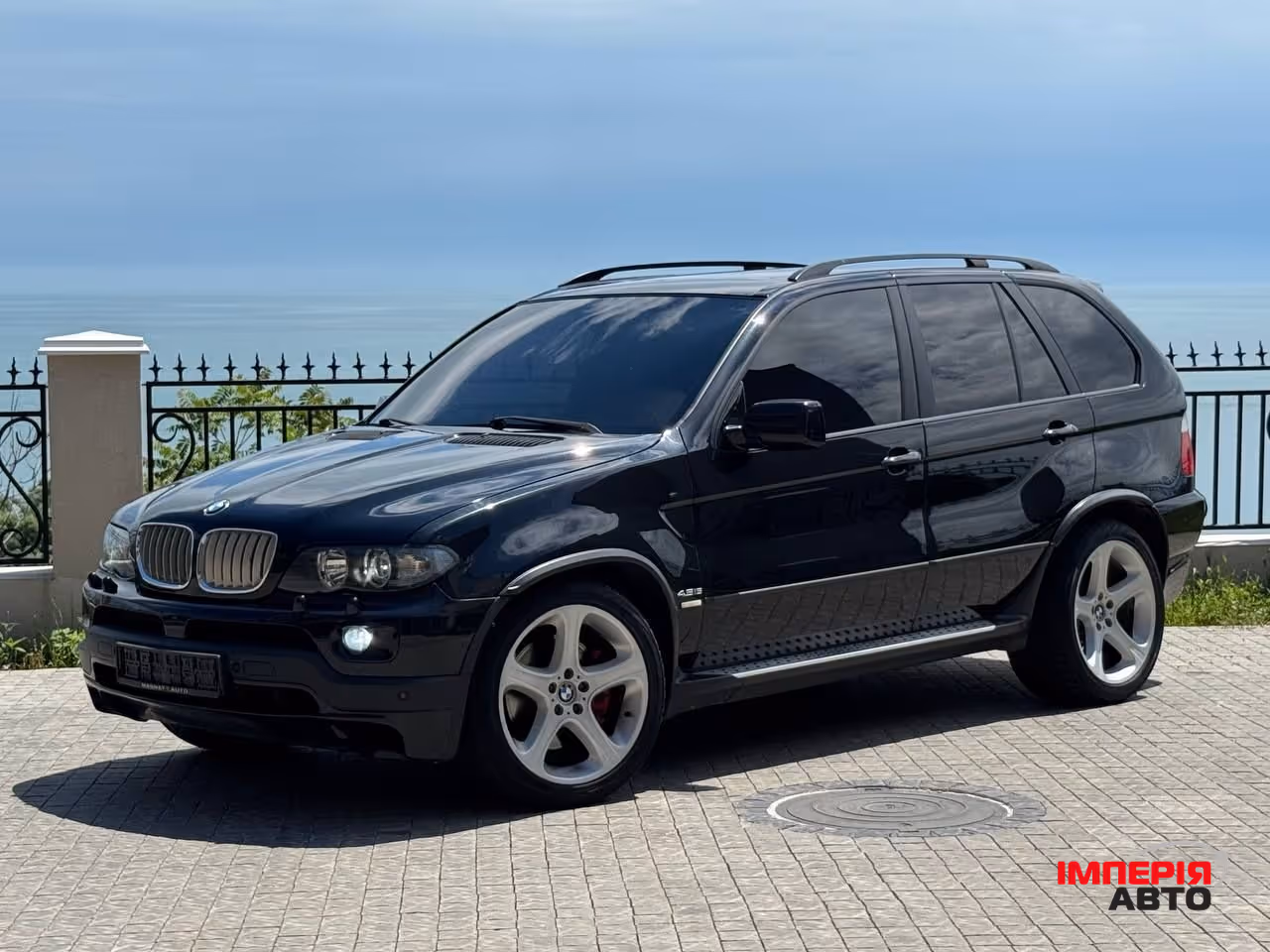 BMW X5 - фото 1