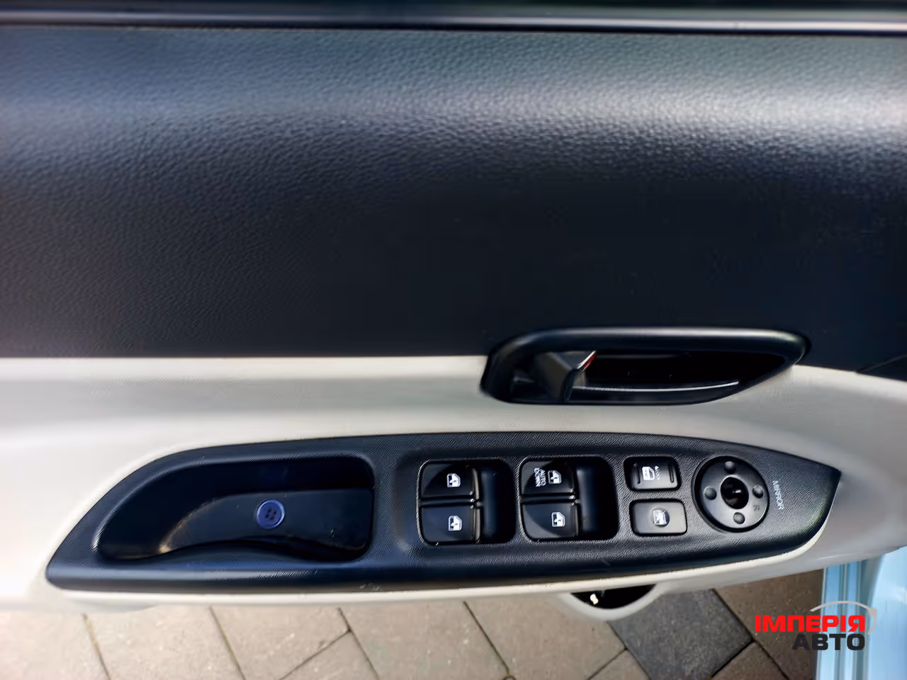 Hyundai Accent - фото 7