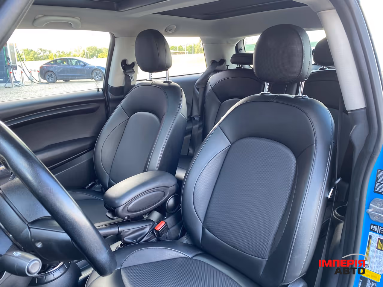 Mini Hatch - фото 30