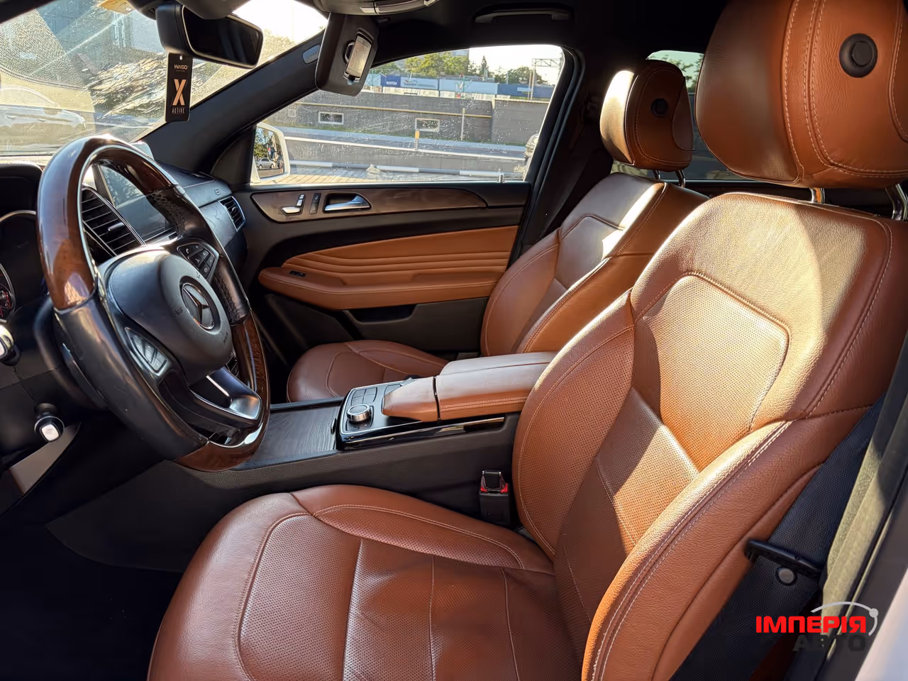 Mercedes-Benz GLE - фото 10
