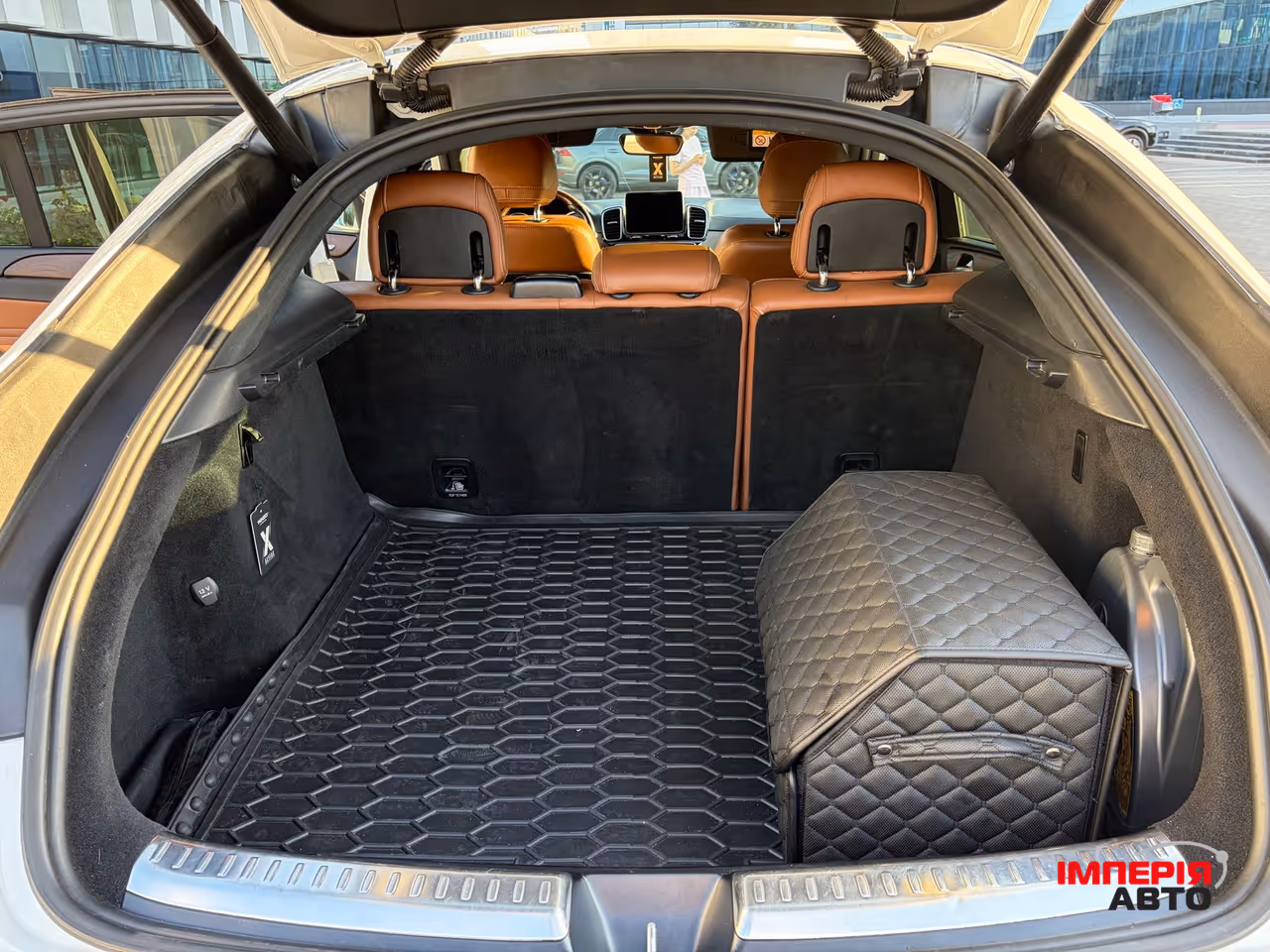 Mercedes-Benz GLE - фото 15