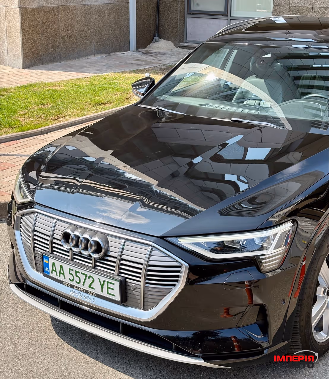 Audi e-tron - фото 10