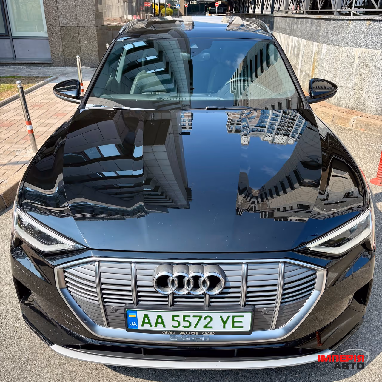 Audi e-tron - фото 6