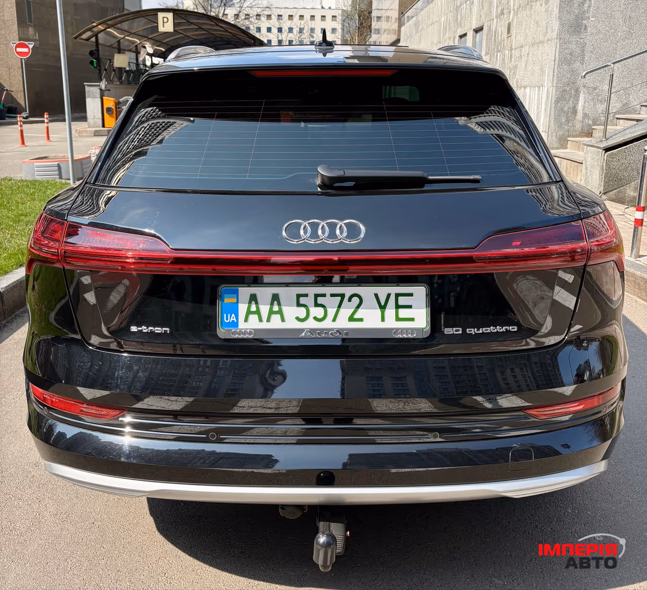 Audi e-tron - фото 22