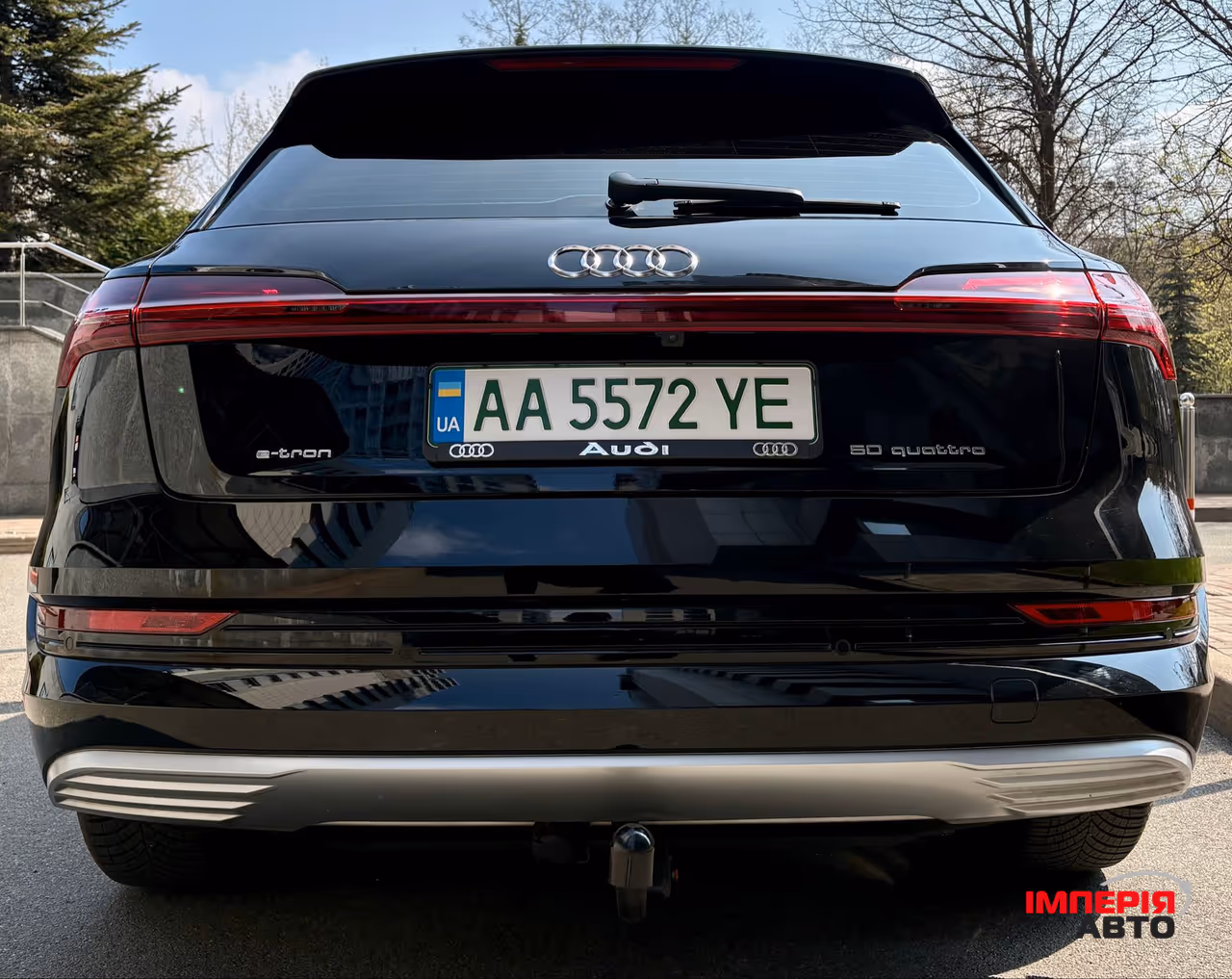 Audi e-tron - фото 8