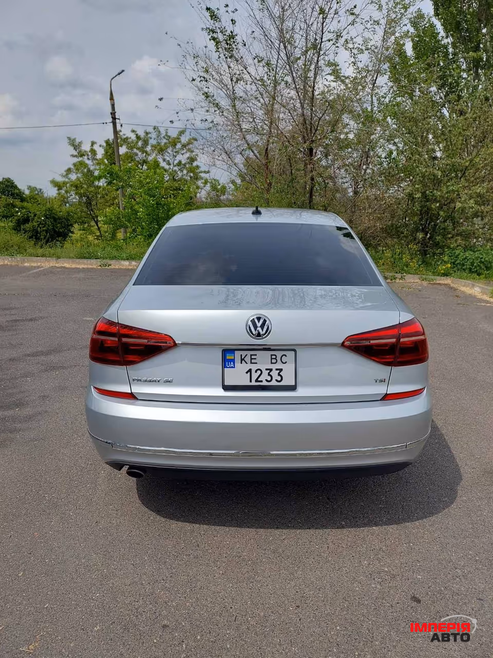 Volkswagen Passat - фото 6