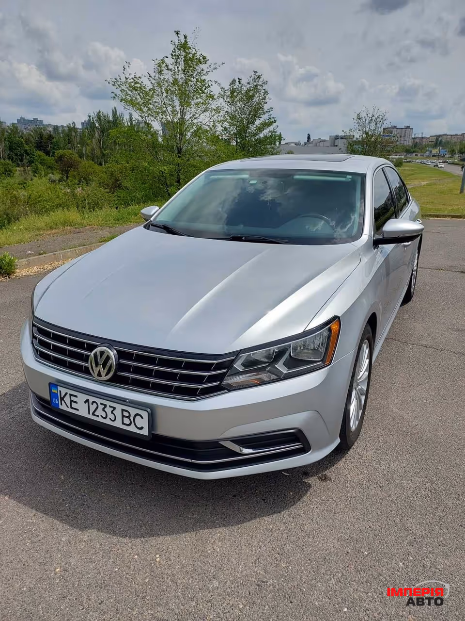 Volkswagen Passat - фото 2