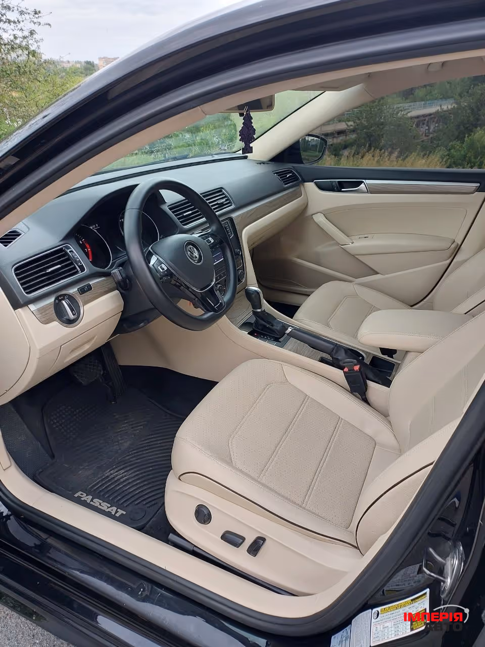 Volkswagen Passat - фото 12