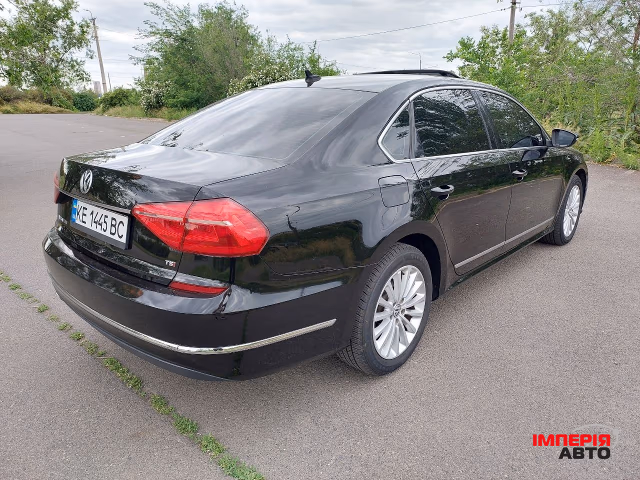 Volkswagen Passat - фото 7