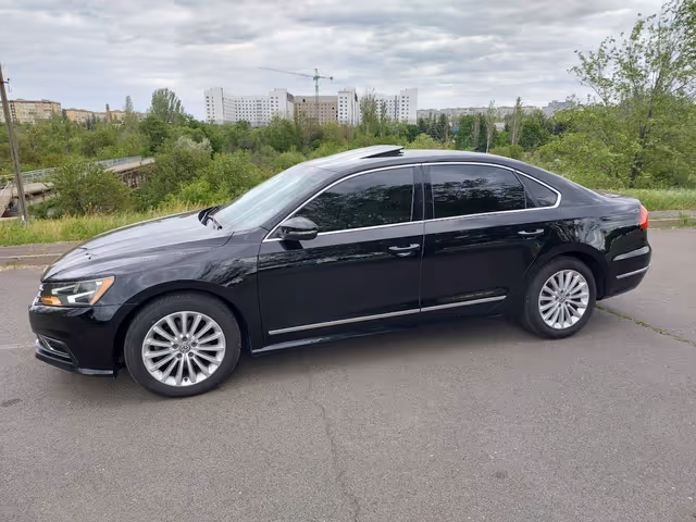 Volkswagen Passat - фото 3