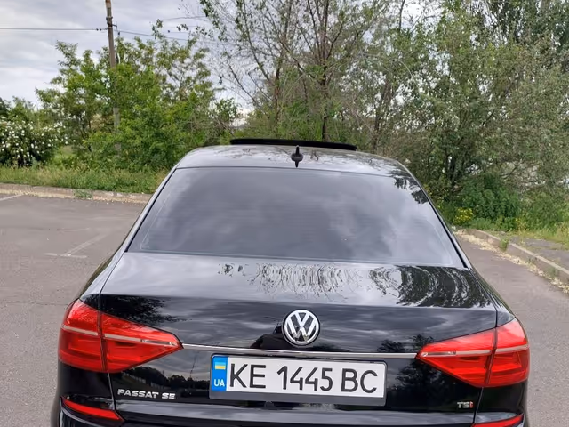 Volkswagen Passat - фото 5