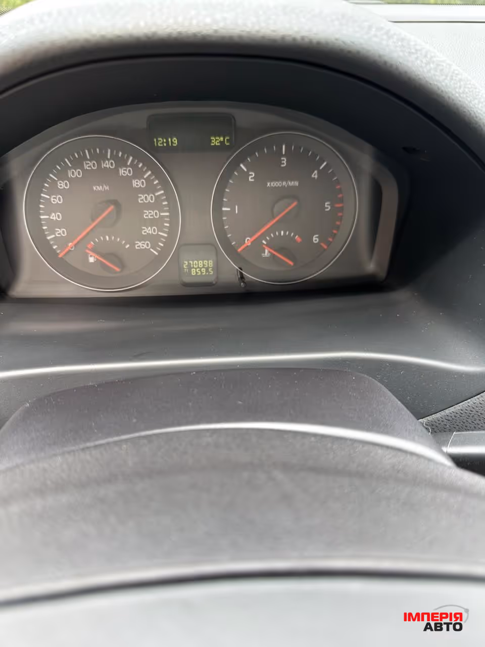 Volvo V50 - фото 8