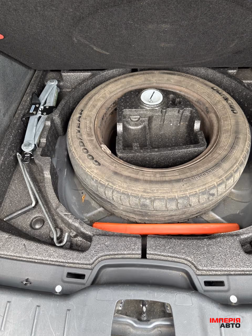 Volvo V50 - фото 22