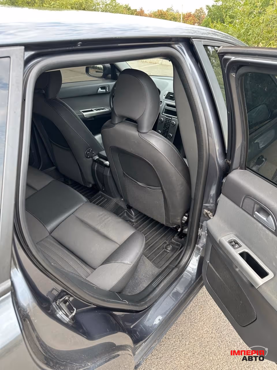 Volvo V50 - фото 19
