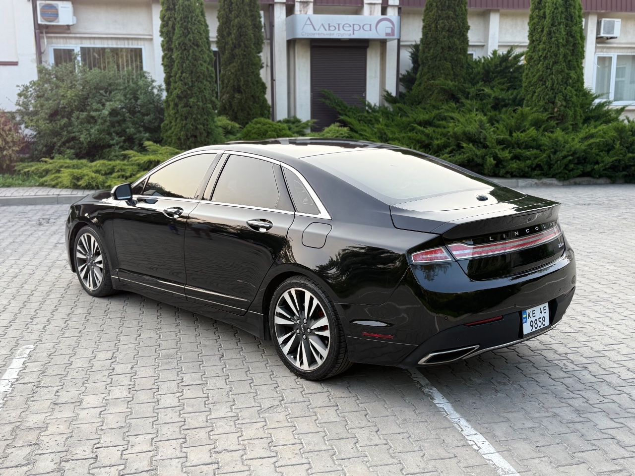 Lincoln MKZ - фото 7