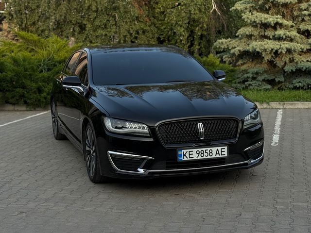 Lincoln MKZ - зображення 1