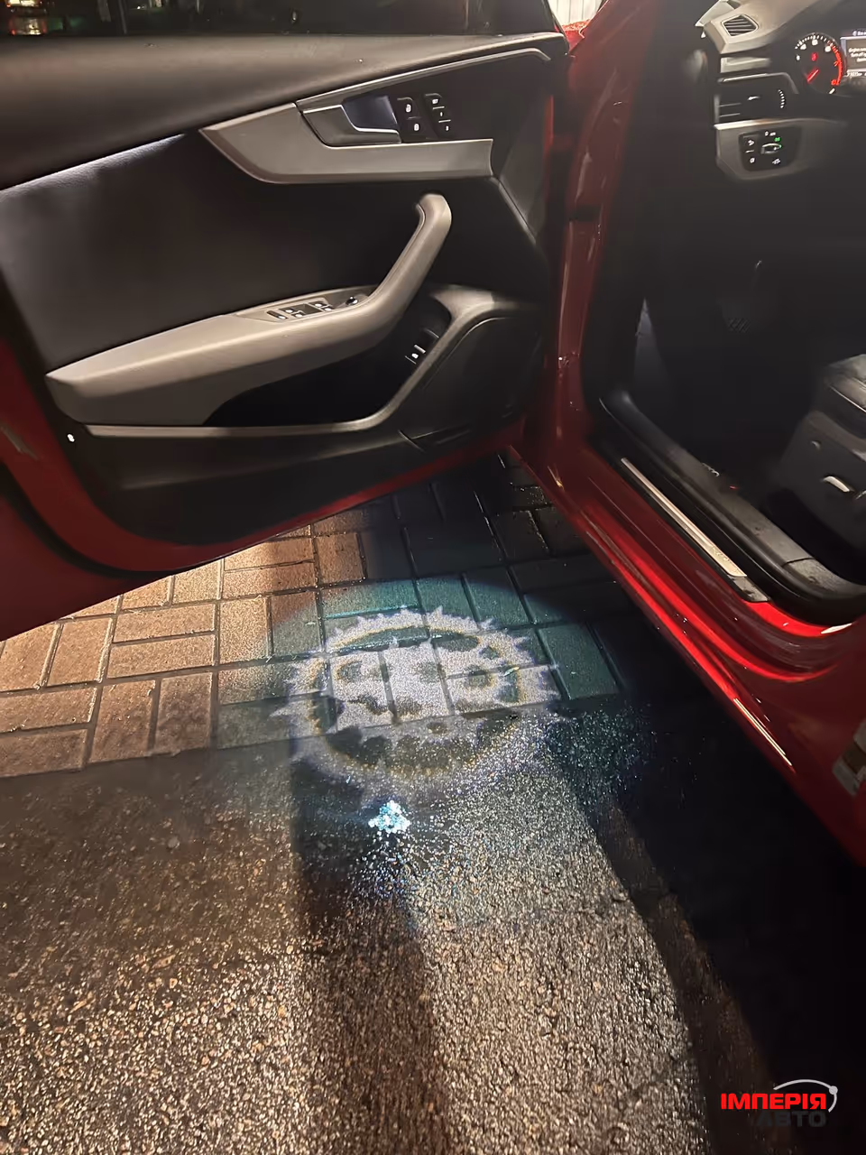 Audi A4 - фото 32