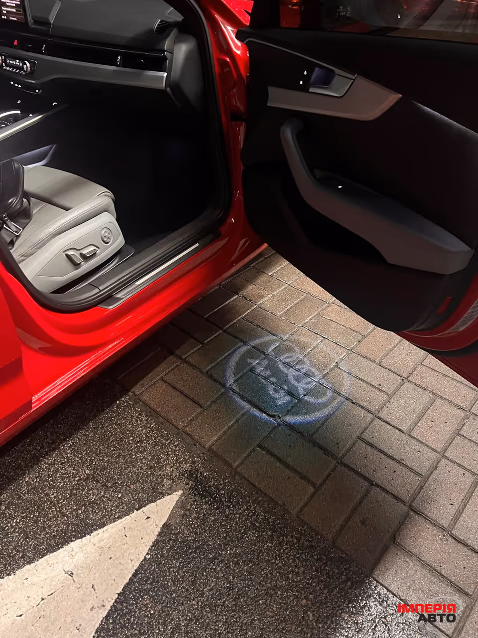 Audi A4 - фото 33