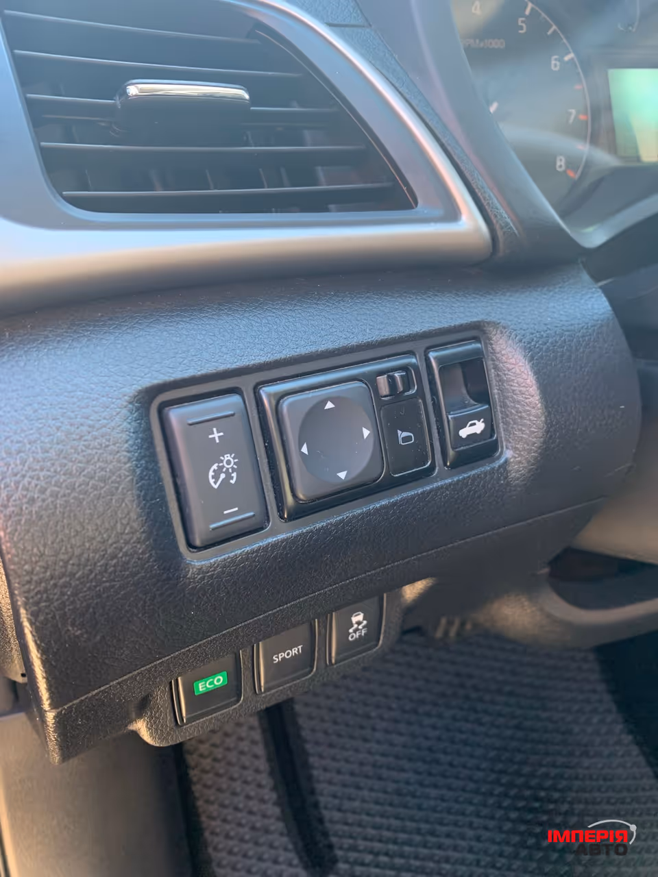 Nissan Sentra - фото 4