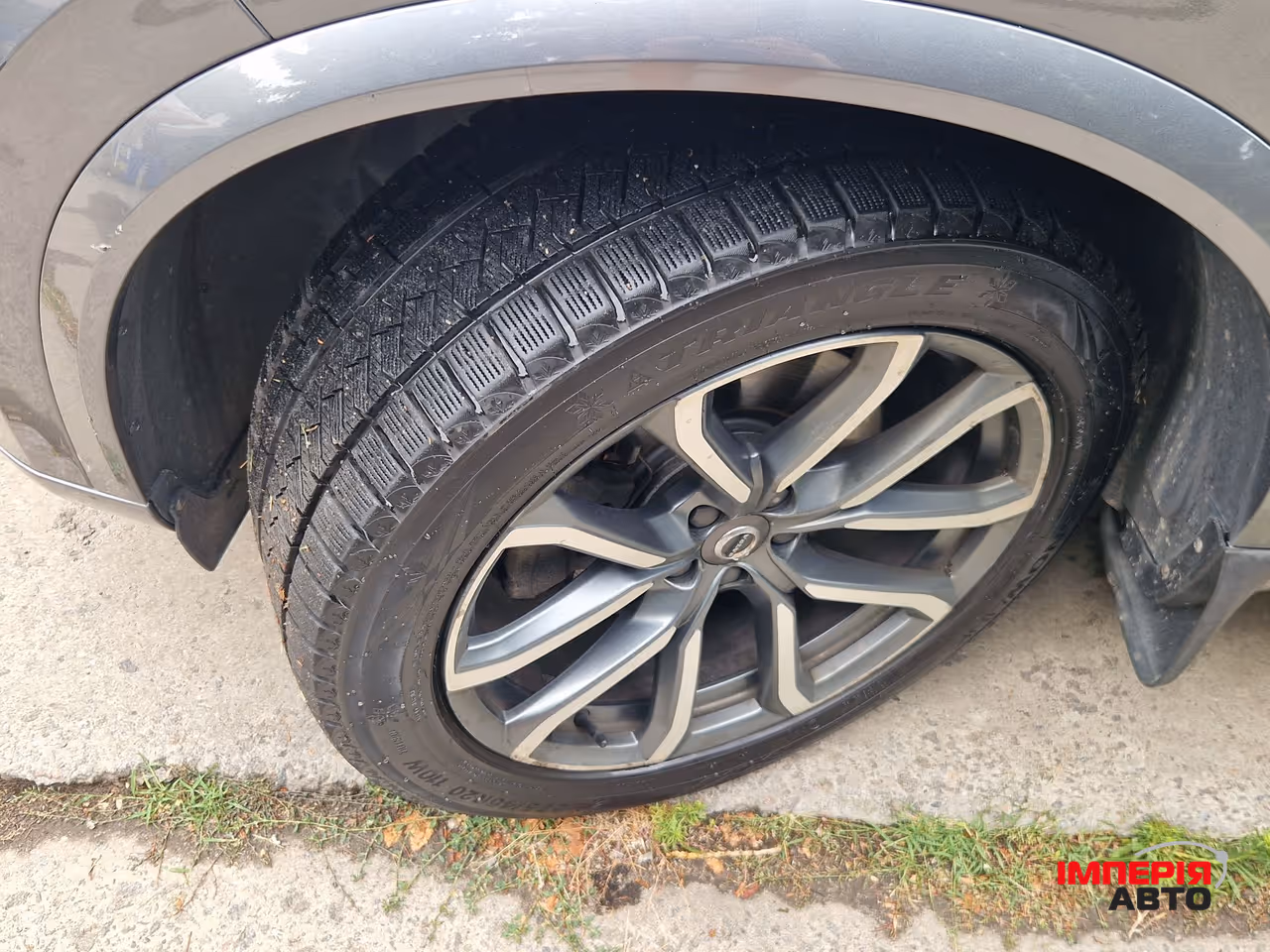 Volvo XC90 - фото 11
