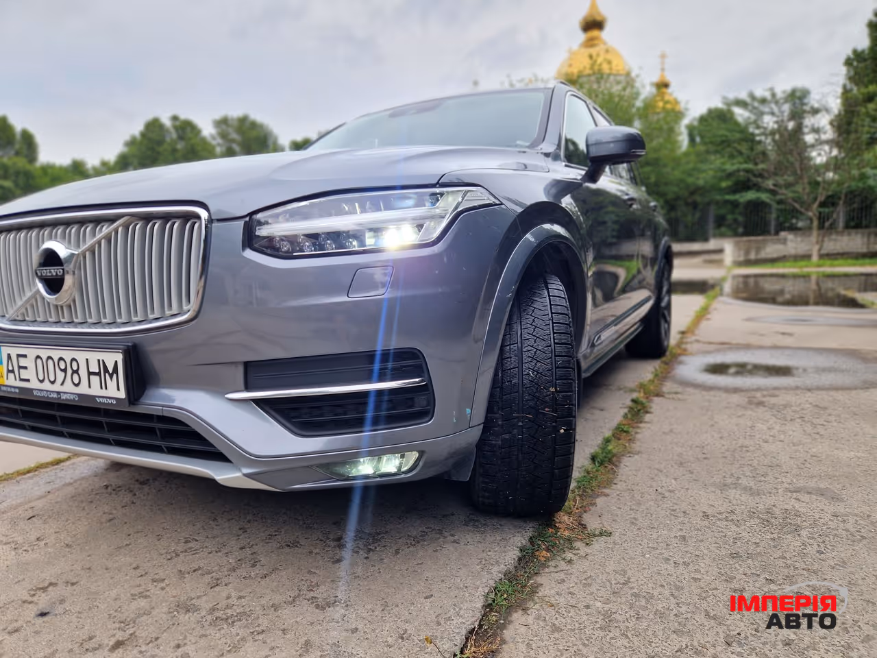 Volvo XC90 - фото 10