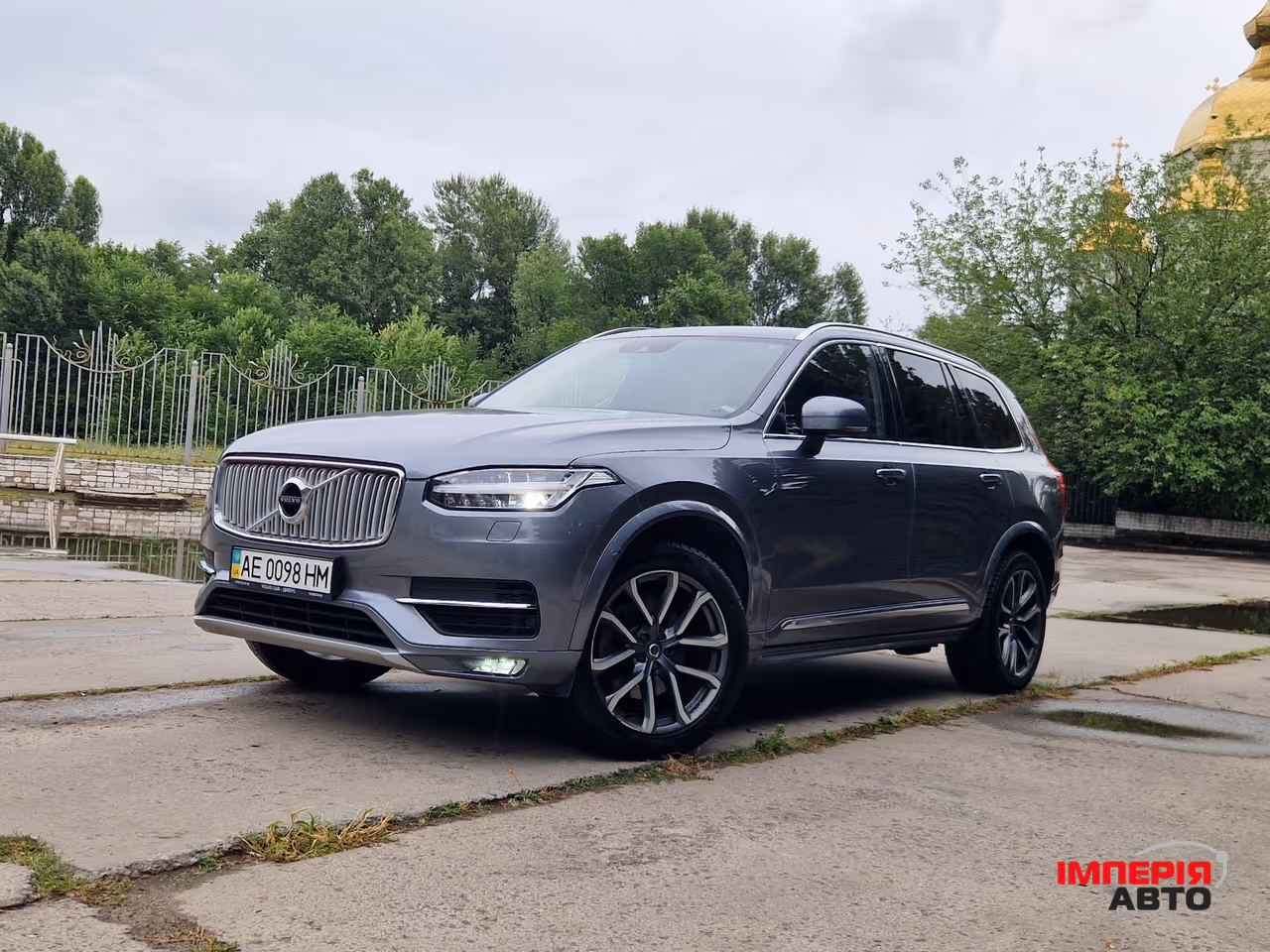 Volvo XC90 - фото 1