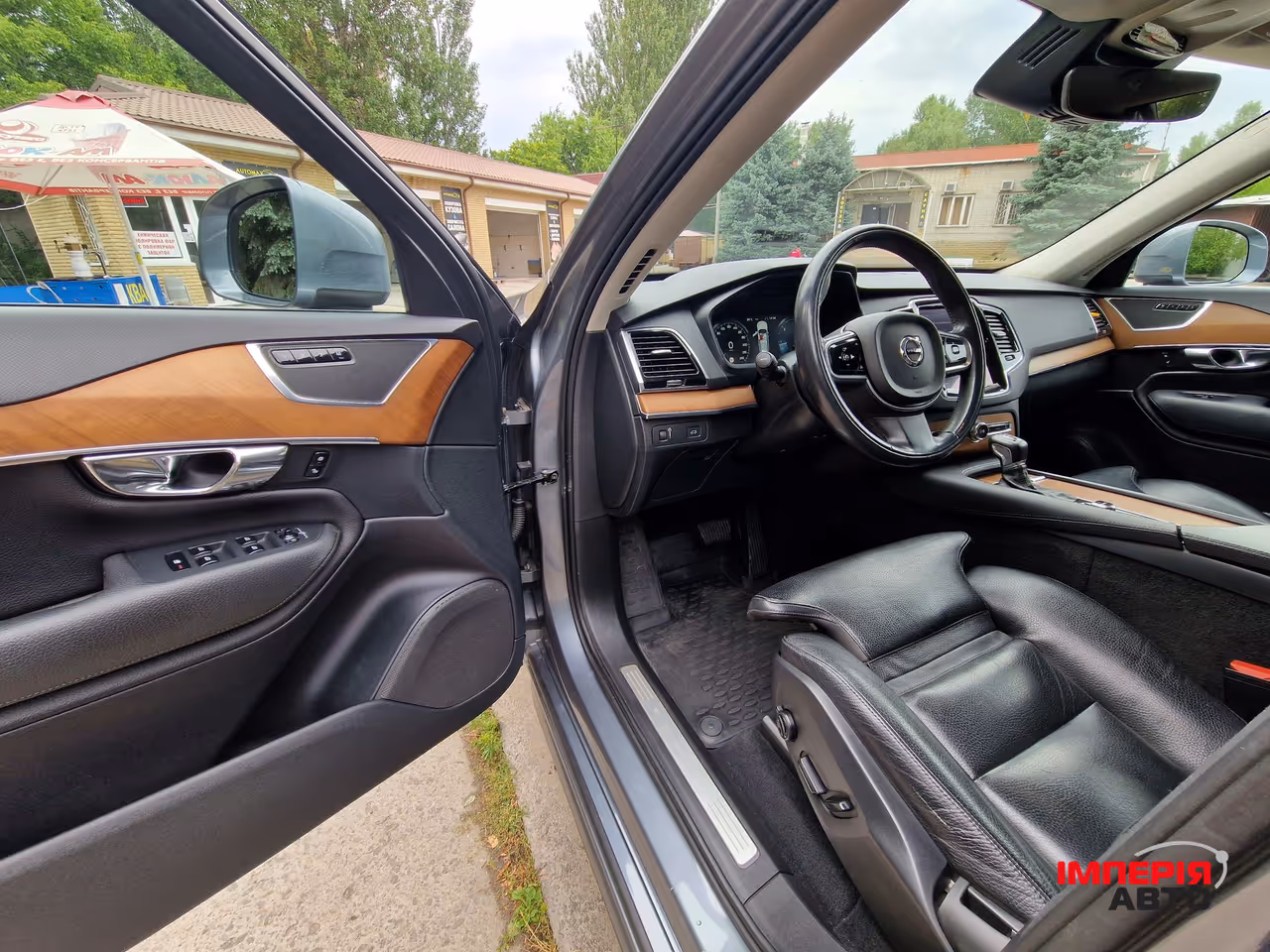 Volvo XC90 - фото 13