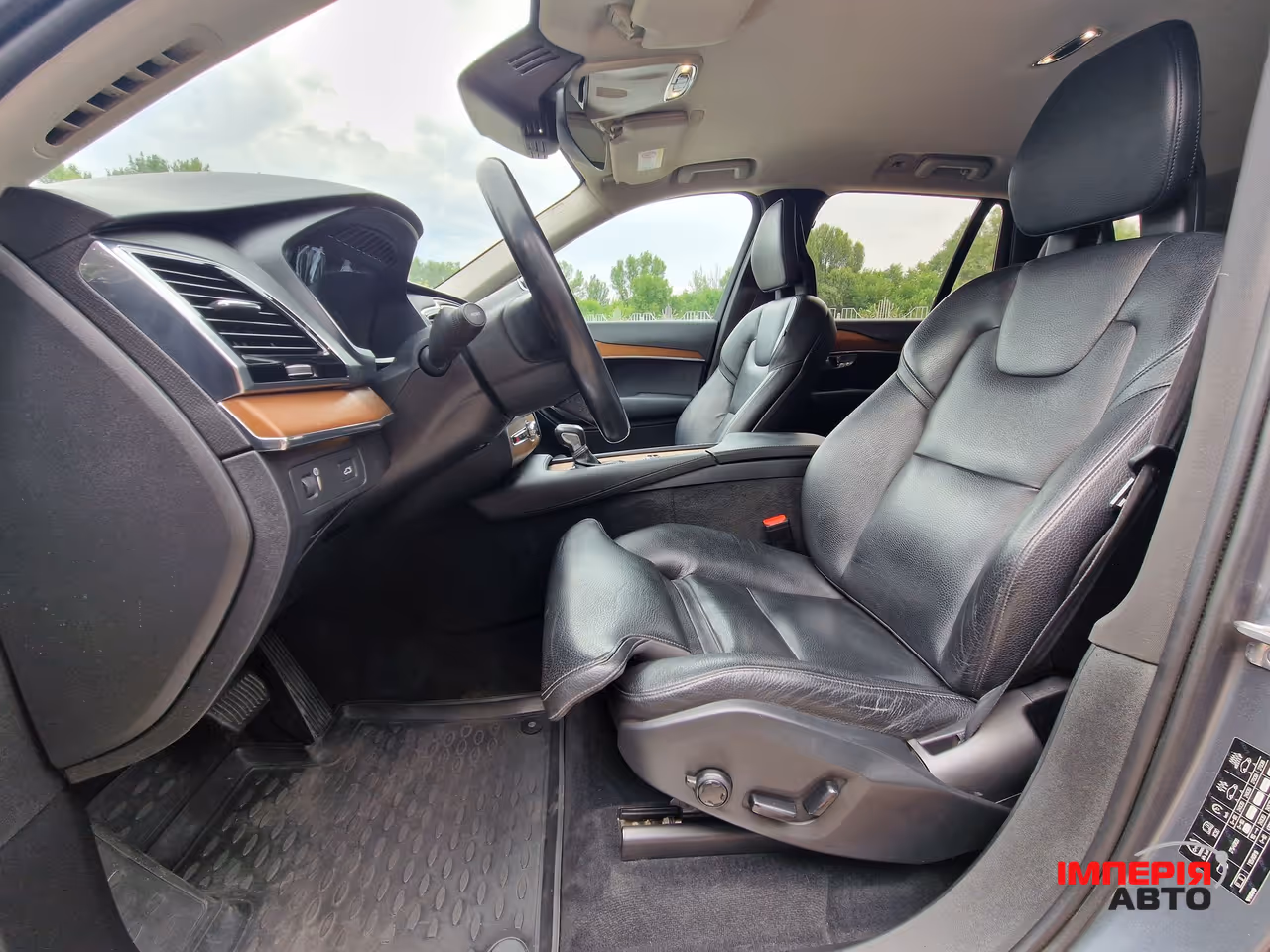 Volvo XC90 - фото 14