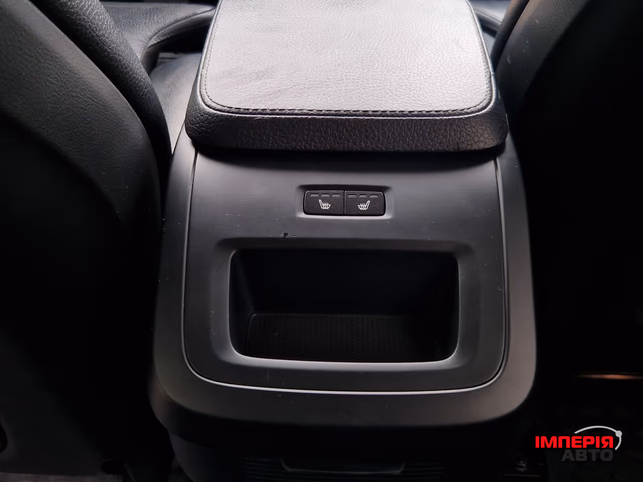Volvo XC90 - фото 31