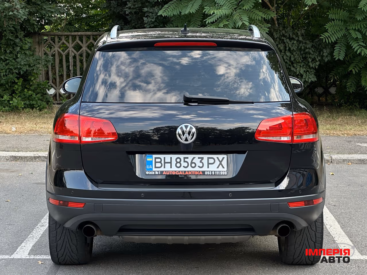 Volkswagen Touareg - фото 5