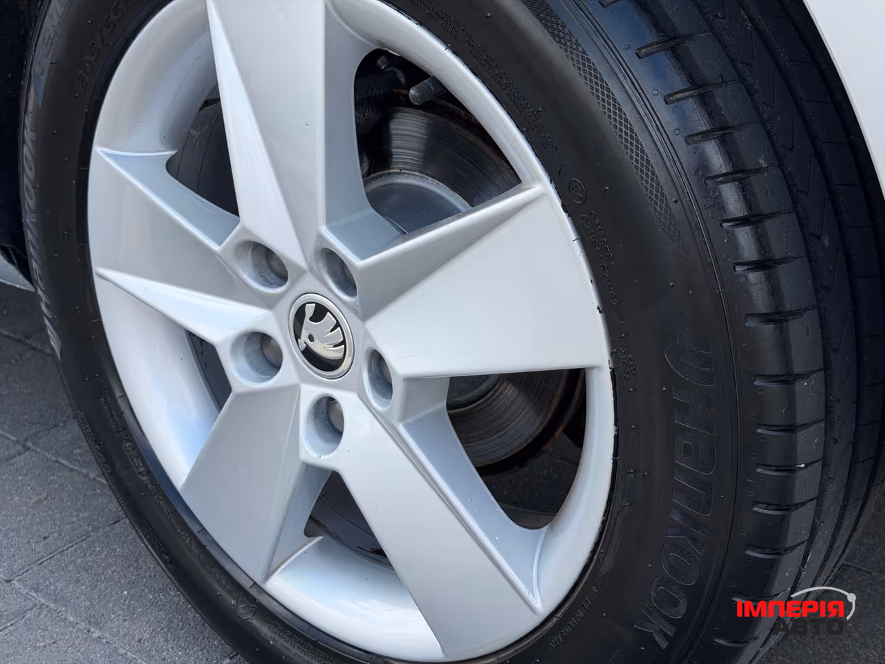 Skoda Octavia - фото 10