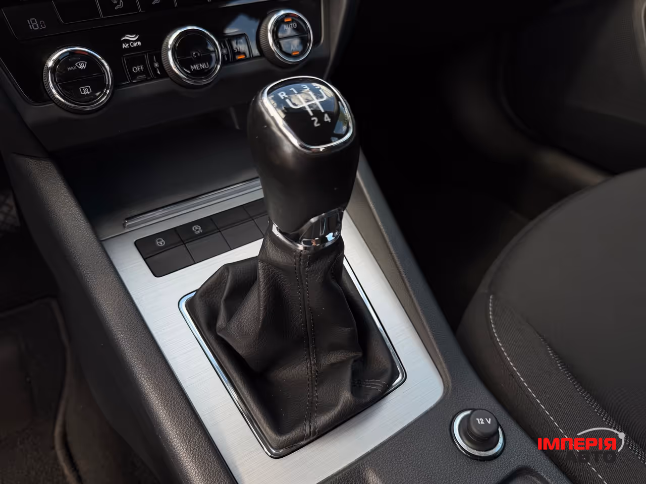 Skoda Octavia - фото 25