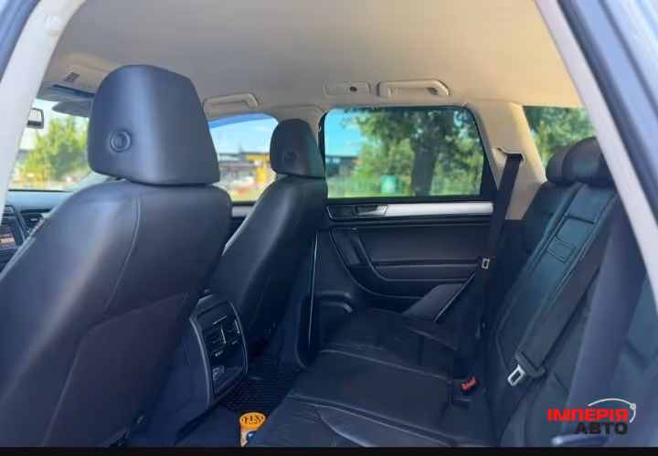 Volkswagen Touareg - фото 18