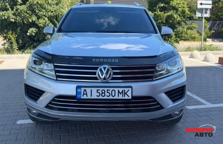 Volkswagen Touareg - фото 3
