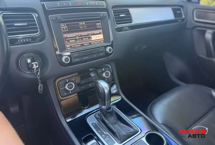Volkswagen Touareg - фото 13
