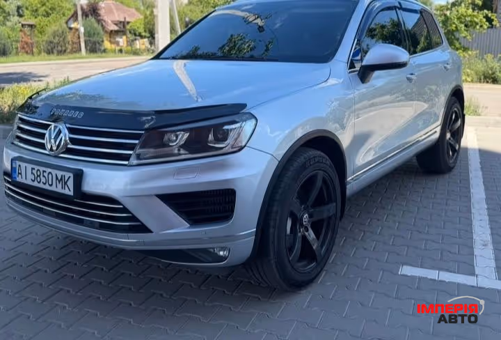Volkswagen Touareg - фото 2